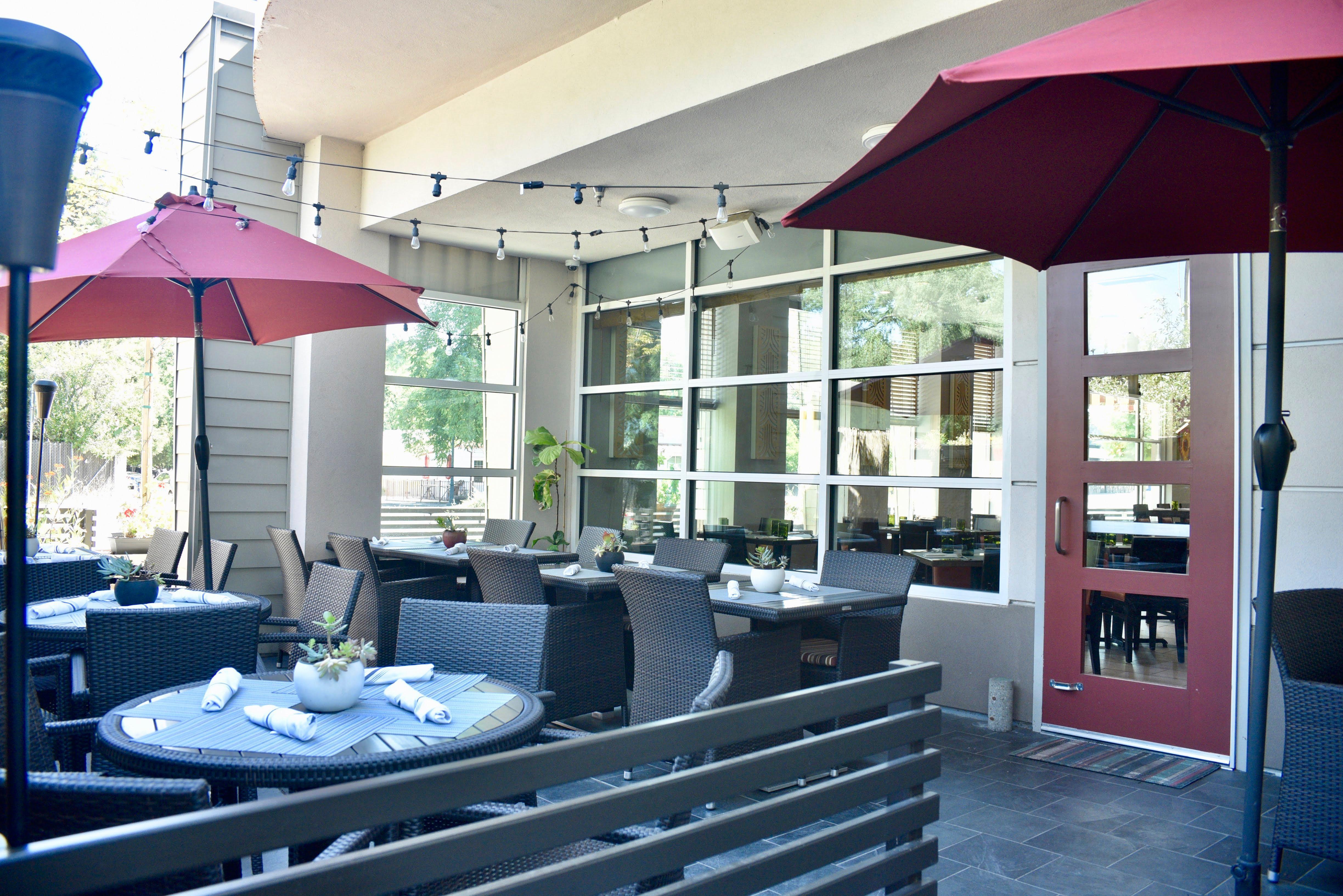 Holiday Inn Windsor - Wine Country By Ihg Exterior foto